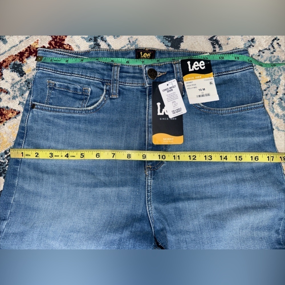 NWT Lee Heritage High Rise Kelly Mid Skinny Denim Blue Jeans Sz 10 M Distressed - Picture 10 of 12